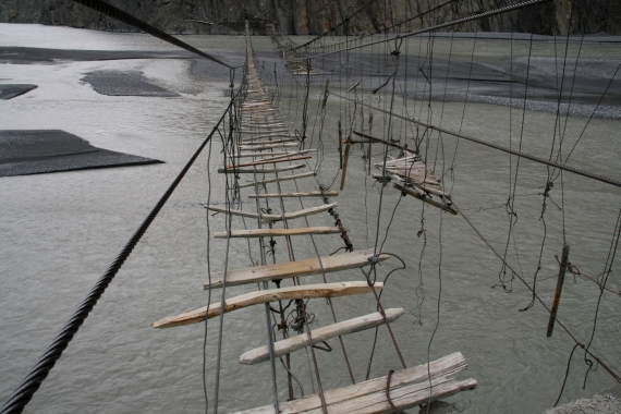 bridges in northern pakistan.JPG